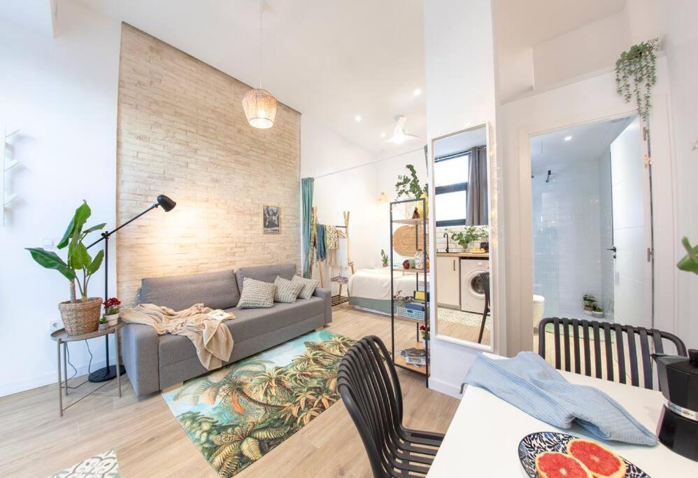 Al5 Seaside Bliss-Stylish Loft Steps From Malvarrosa Valencia Exterior foto